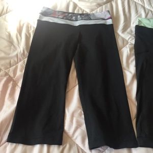 lululemon capris 6 nwot